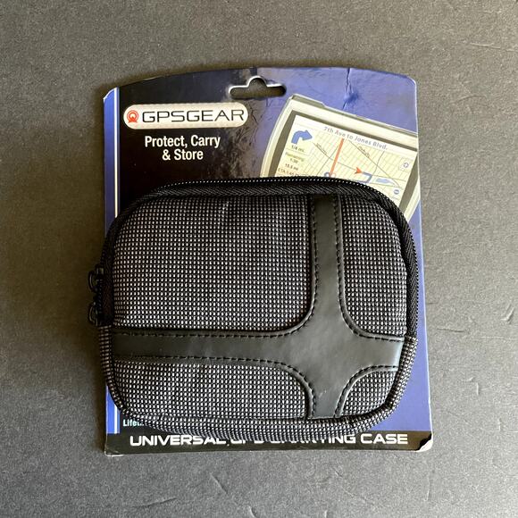 NEW GPS Gear Universal GPS Carrying Case Padded Zip Shoulder Strap - Picture 1 of 3